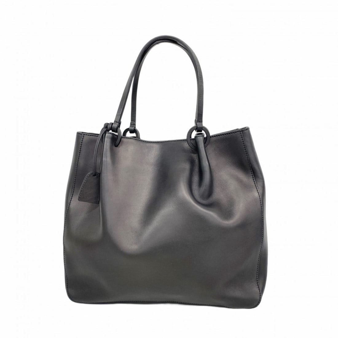 Gucci Tote Bag 101920 Leather Black Women's: --- Catalog ---Category: SizeSize (HxWxD): 32cm x 34cm x 10.5cm / 12.59'' x 13.38'' x 4.13''Category: DesignType: Tote bagColor: BlackGender: WomenMaterial: Leather Hardware Color: SilverCategory: Gen