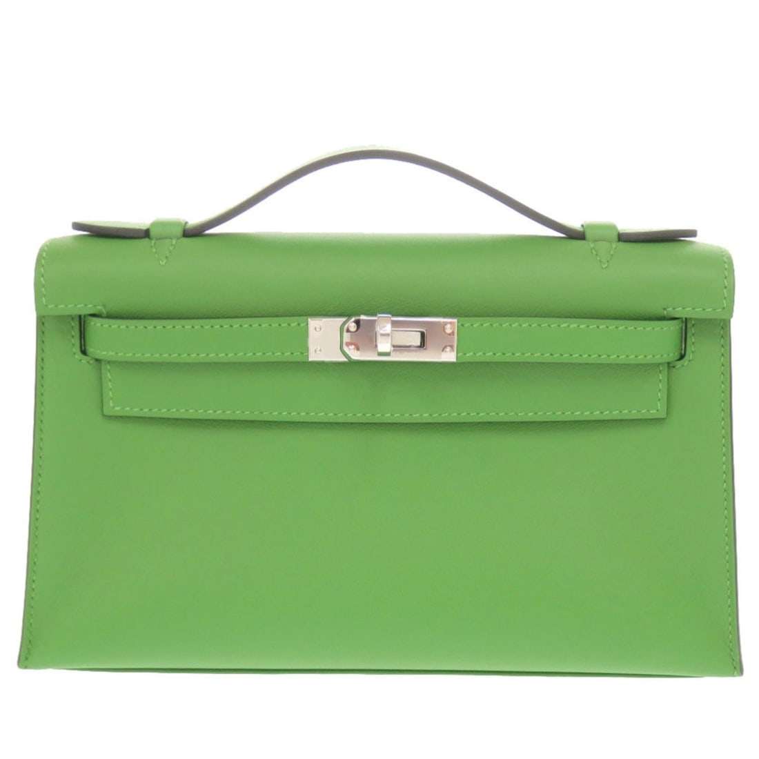 Unused Hermes Pochette Kelly in Veau Swift leather, Vert Yucca color, silver hardware, K stamp,: --- Catalog ---Category: SizeSize (HxWxD): 13cm x 22cm x 7cm / 5.11'' x 8.66'' x 2.75''Category: DesignType: Clutch bag, PochetteColor: Green, VertGender: WomenMaterial: Swift leather Category: Genera