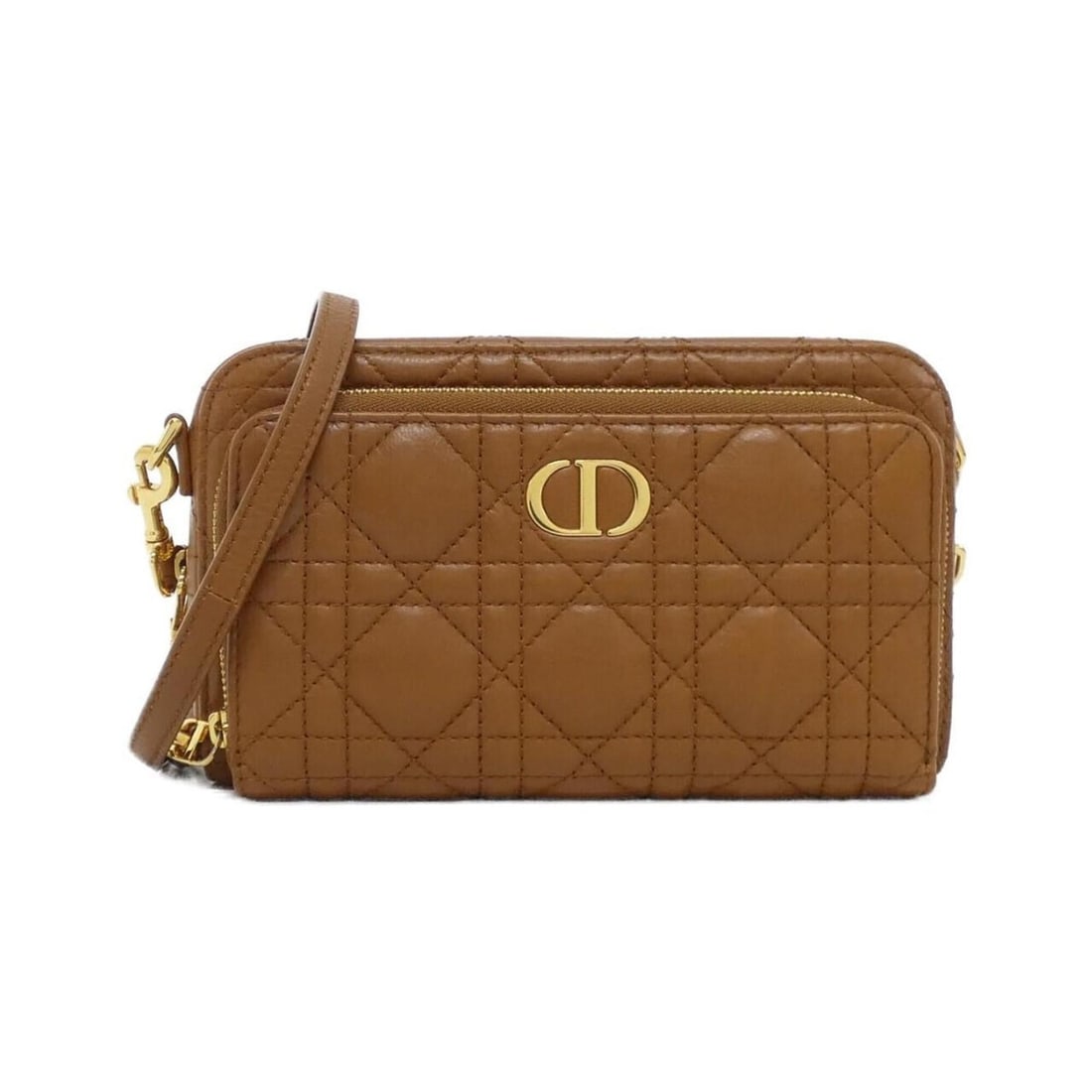 Christian Dior Caro Double Handbag Pouch S5037UWHC Shoulder Bag: --- Catalog ---Category: SizeWeight: 290g / 10.22oz.Size (HxWxD): 11cm x 19cm x 6.5cm / 4.33'' x 7.48'' x 2.55''Strap Length: 99cm - 111cm / 38.97'' - 43.7''Category: DesignType: Shoulder bagGender: