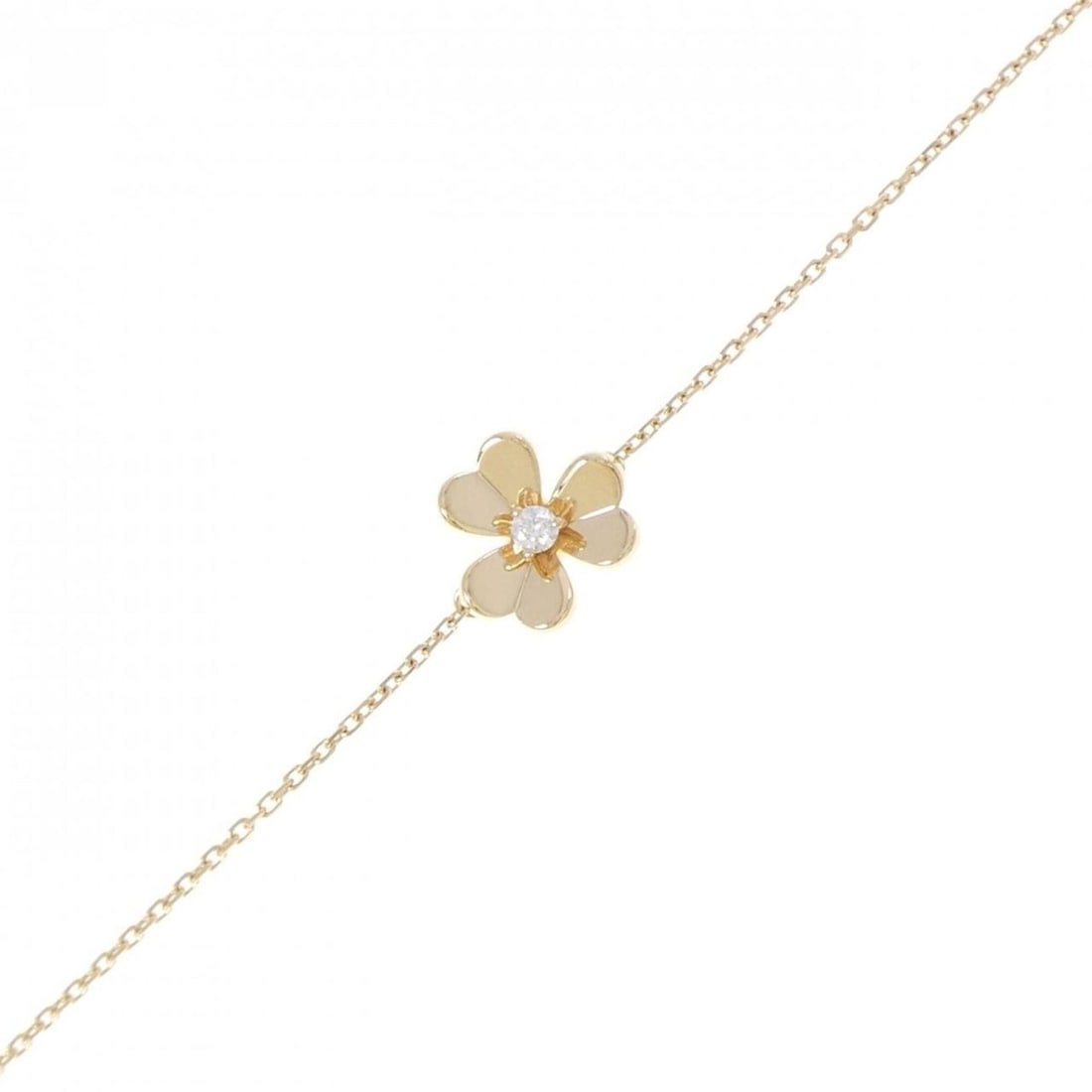 Van Cleef & Arpels Frivole Mini Bracelet: --- Catalog ---Category: SizeWidth: 9.9mm / 0.38''Length: 16cm - 17.5cm / 6.29'' - 6.88''Weight: 2.2g / 0.07oz.Category: DesignType: Charm braceletStone: DiamondGender: WomenMaterial: Yellow gold