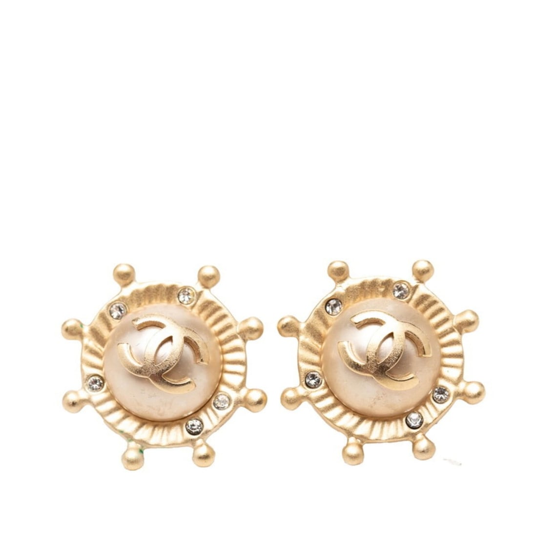 Chanel Coco Mark Earrings 05A Gold Plated Rhinestone Women's CHANEL: --- Catalog ---Category: SizeSize (HxWxD): 21.90mm x 21.90mm / 0.86'' x 0.86''Category: DesignType: Stud earringsColor: GoldStone: RhinestoneGender: WomenMaterial: Gold platingCategory: GeneralBrand: 