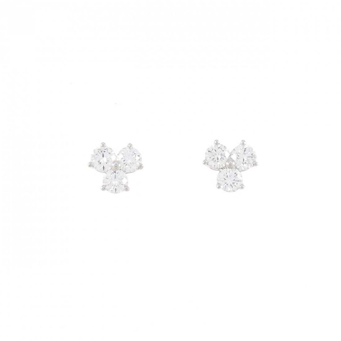Tiffany Aria Earrings: --- Catalog ---Category: SizeSize (HxWxD): 6.30mm x 6.70mm / 0.25'' x 0.26''Category: DesignType: Stud earringsStone: DiamondGender: WomenMaterial: Platinum 950Category: GeneralBrand: Tiffany--- Item