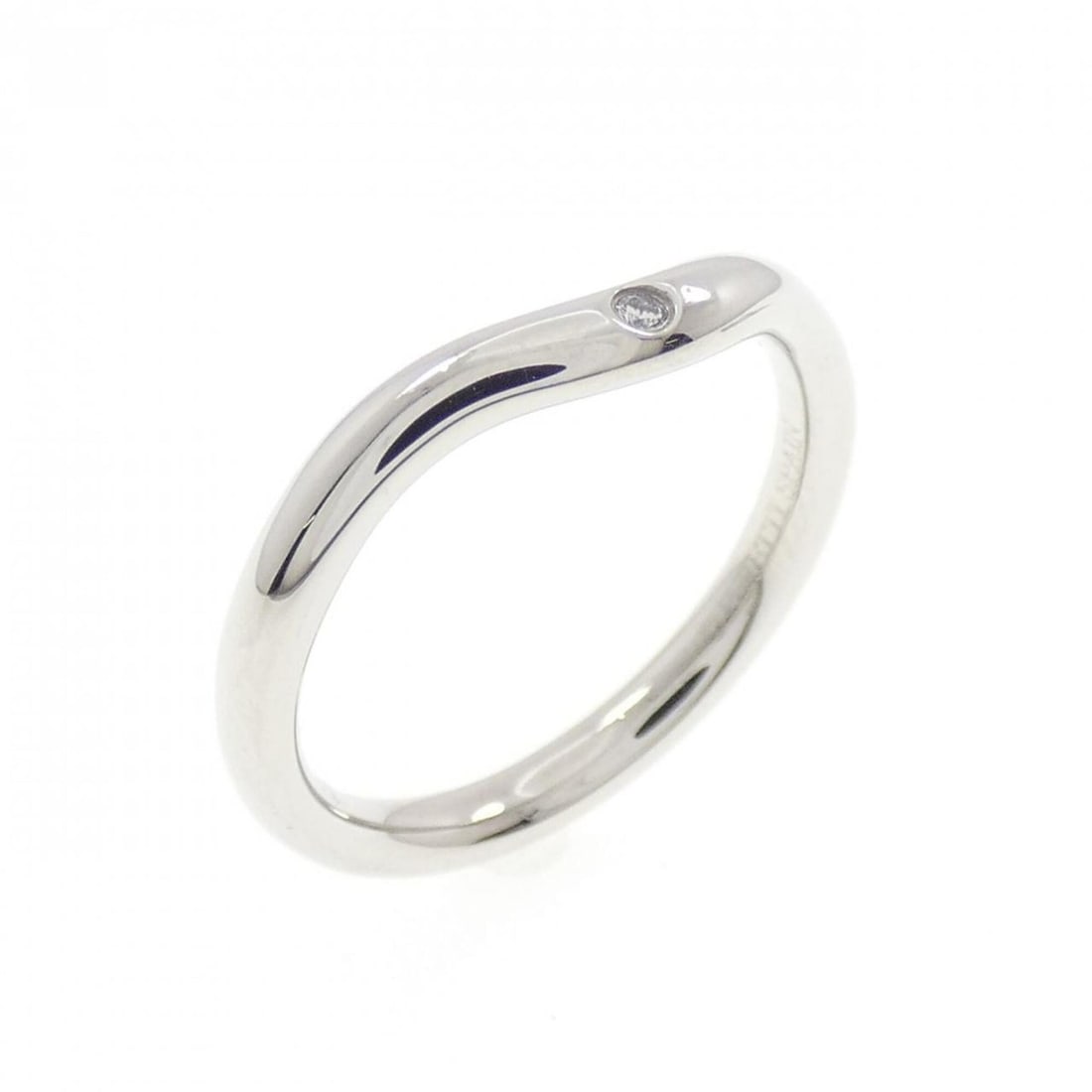 Tiffany & Co. Curved 1P Ring: --- Catalog ---Category: DesignStone: DiamondCategory: GeneralBrand: Tiffany--- Item List ---Section: ConditionRanking: Rank SA Used - Hardly any traces of usage nice item or refurbished