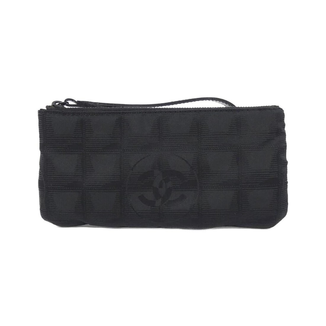 Chanel Travel Line 17676 Handbag Pouch: --- Catalog ---Category: SizeSize (HxWxD): 10cm x 19.5cm x 1cm / 3.93'' x 7.67'' x 0.39''Category: DesignType: PouchColor: BlackGender: WomenMaterial: Nylon Category: GeneralLine: Travel LineBrand: