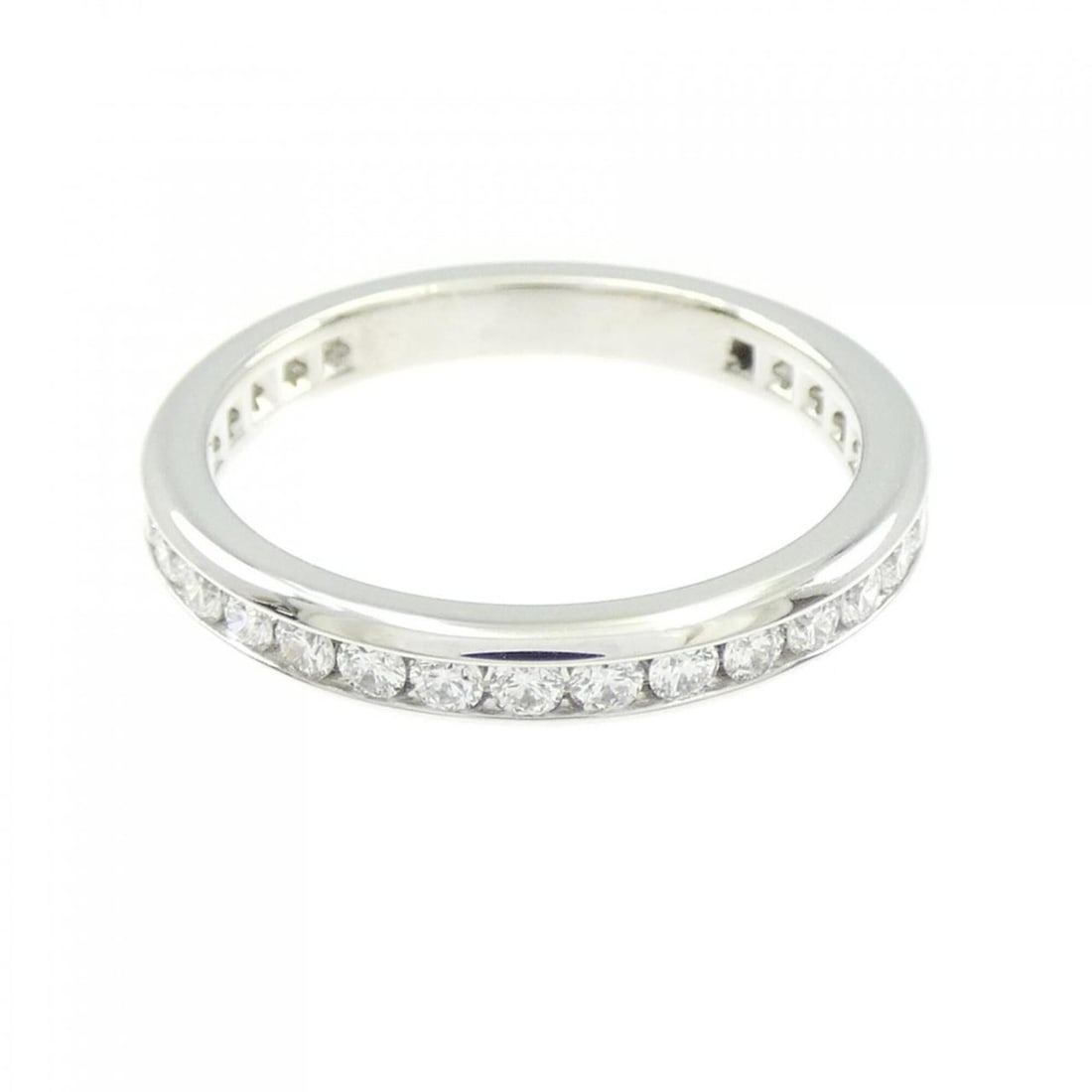 Tiffany & Co. Full Circle Channel Setting Ring: --- Catalog ---Category: SizeJP Size: 12US Size: 6.5Category: DesignType: Band ringGender: WomenMaterial: Platinum 950Category: GeneralBrand: Tiffany--- Item List ---Section: ConditionRanking: Rank A 
