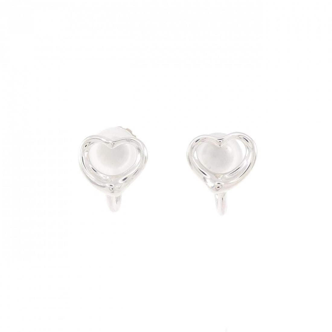 Tiffany Open Heart Earrings: --- Catalog ---Category: SizeWeight: 2.5g / 0.08oz.Size (HxWxD): 9.20mm x 10.40mm / 0.36'' x 0.41''Category: DesignType: Clip earringsGender: WomenMaterial: Silver 925Category: GeneralLine: Open