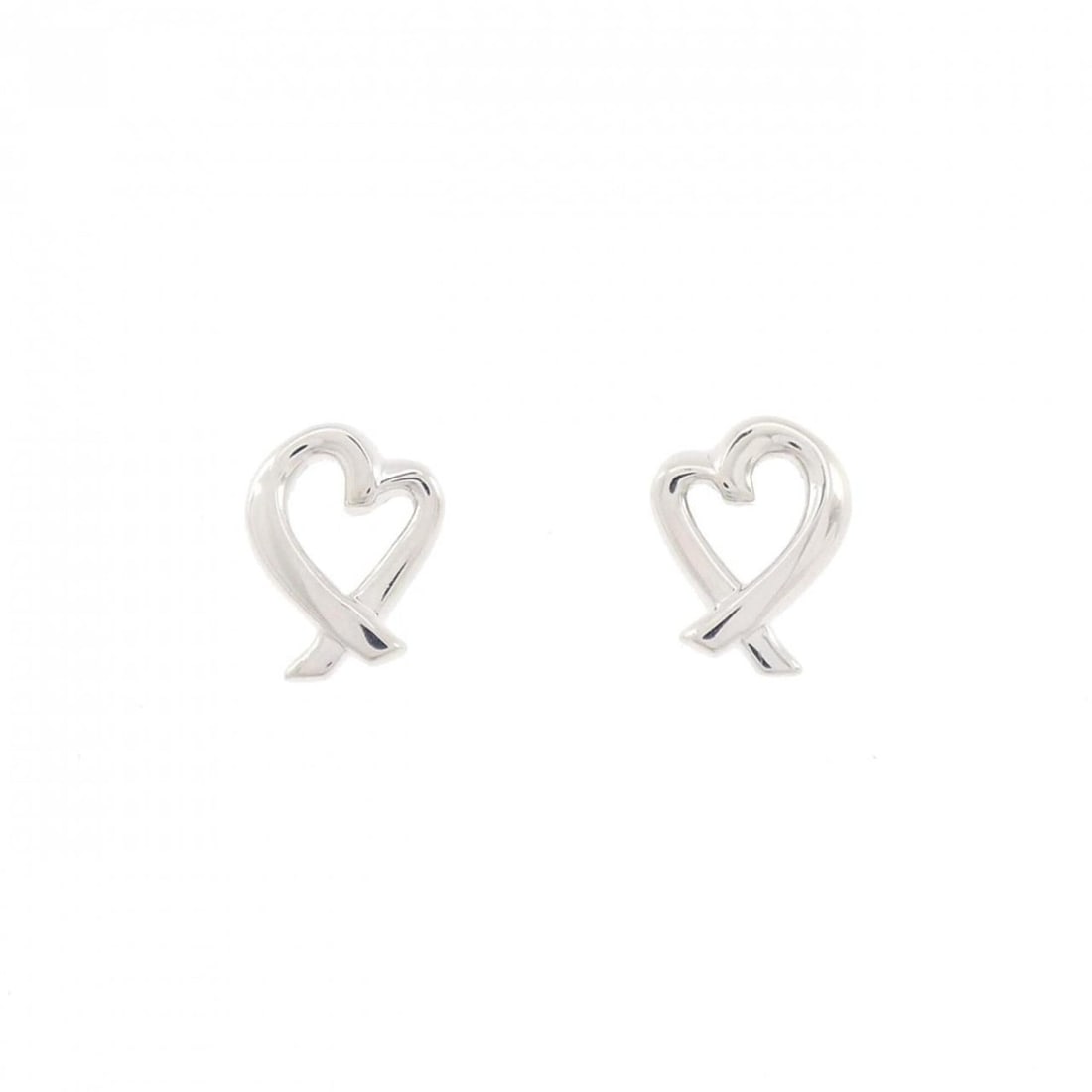 Tiffany Loving Heart Mini Earrings: --- Catalog ---Category: SizeSize (HxWxD): 10.30mm x 7.90mm / 0.41'' x 0.31''Category: DesignType: Stud earringsGender: WomenMaterial: Silver 925Category: GeneralMPN: 60022027Brand: Tiffany--- Item