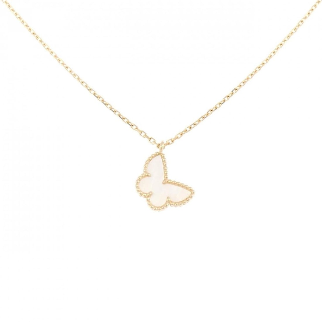 Van Cleef & Arpels Sweet Alhambra Necklace: --- Catalog ---Category: SizePendant Size: 11mm x 10.8mm / 0.43'' x 0.42''Neck Circumference: 38 cm - 40 cm / 14.96'' - 15.74''Category: DesignGender: WomenMaterial: Yellow gold (18K)Pendant Type: