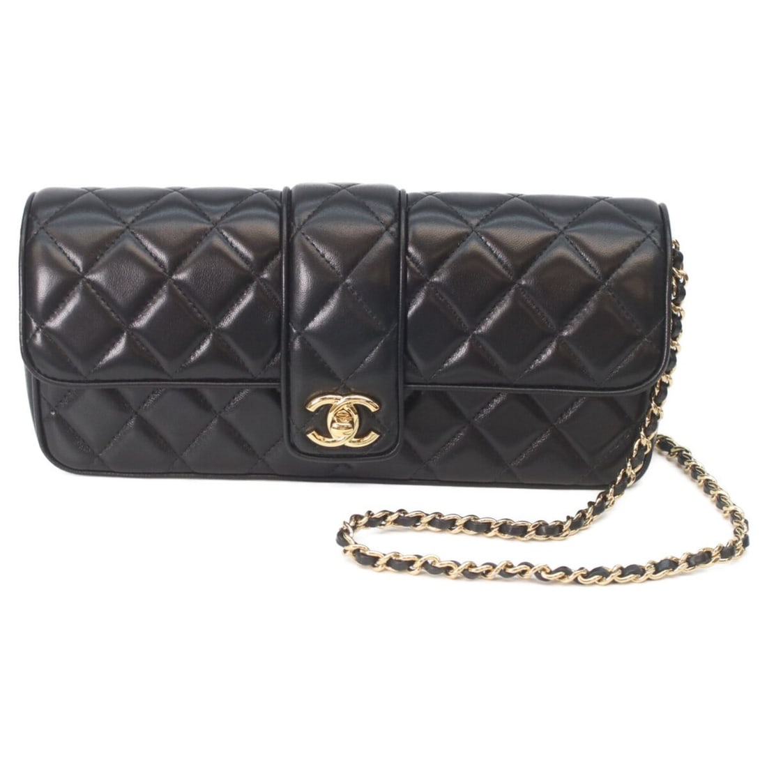 CHANEL AS5820 Metal Plate Matelassé Black Lambskin Gold Hardware Turnlock Single Flap Chain: --- Catalog ---Category: SizeSize (HxWxD): 11cm x 25cm x 5cm / 4.33'' x 9.84'' x 1.96''Category: DesignType: Shoulder bagColor: BlackGender: WomenMaterial: Leather Leather/Fur Type: LambskinCategory: 