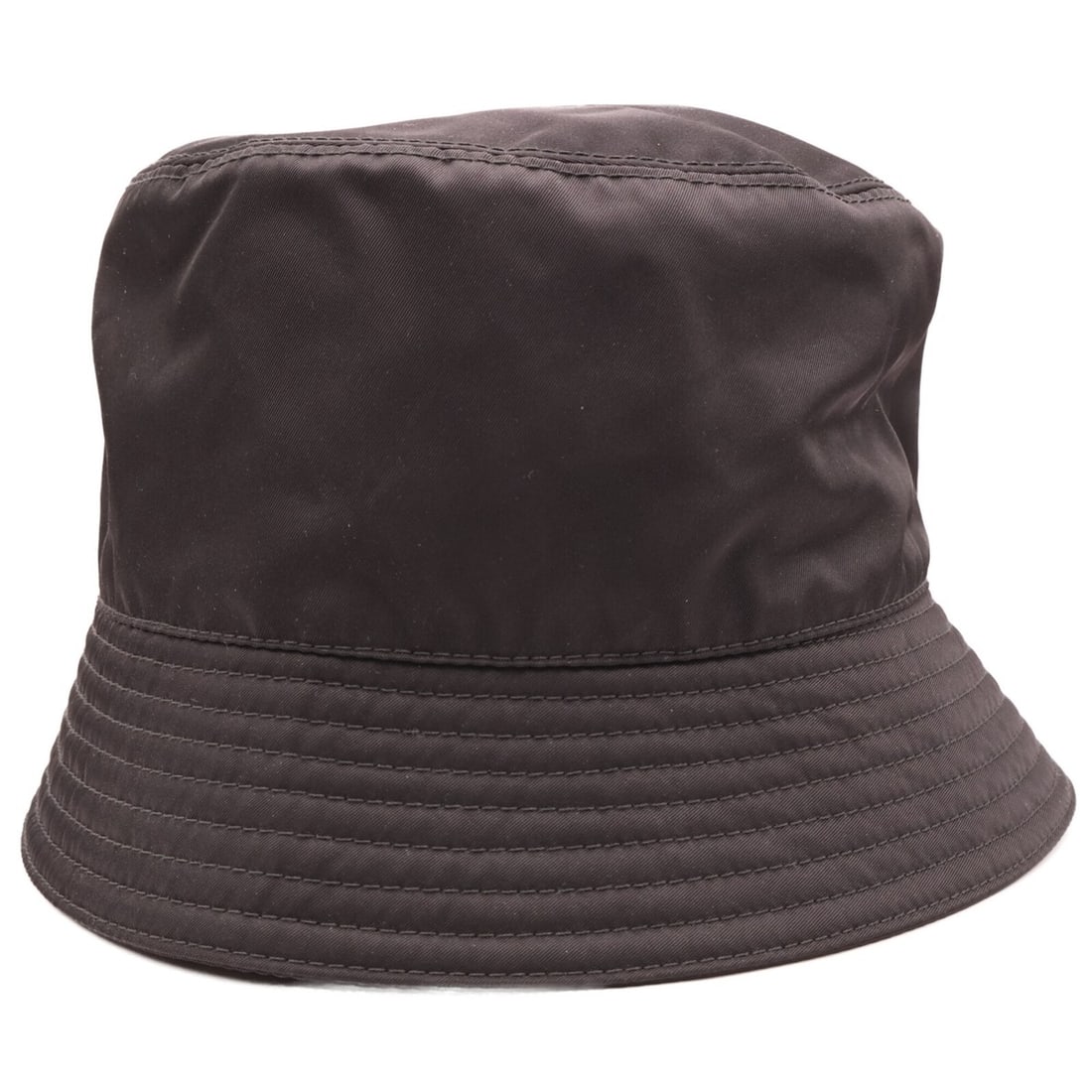 PRADA 1HC137 2DMI Re-Nylon Triangle Logo Bucket Hat, Size M, Black, Women's: --- Catalog ---Category: DesignType: Bucket hatColor: BlackGender: WomenMaterial: Nylon Category: GeneralBrand: PradaCategory: MeasurementsCircumference: 56.5cm / 22.24''--- Item List ---Section: Cond