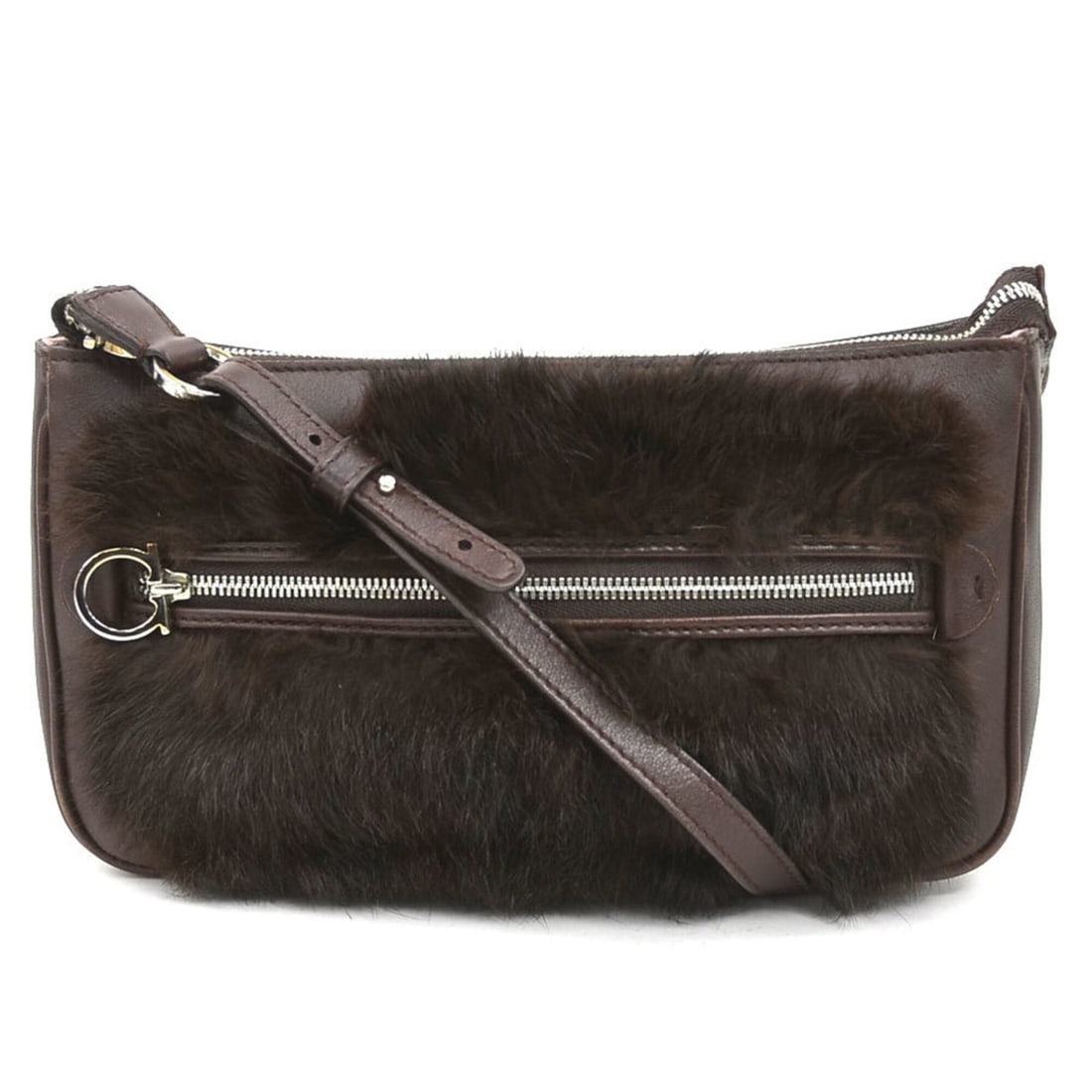 Salvatore Ferragamo shoulder bag, Gancini design, leather, fur, brown, silver, women's, e61823k: --- Catalog ---Category: SizeSize (HxWxD): 18cm x 30cm x 11.5cm / 7.08'' x 11.81'' x 4.52''Category: DesignType: Shoulder bagColor: BrownGender: WomenMaterial: Leather , Fur Category: GeneralBrand: Sa