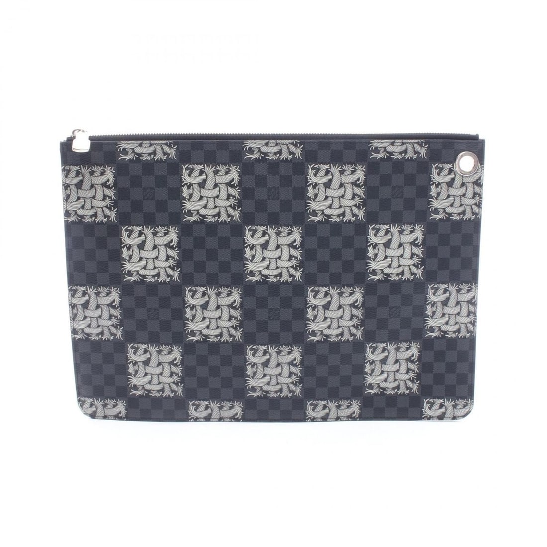 Louis Vuitton Pochette Jour GM Christopher Nemeth Second Bag Clutch Handbag Coated Canvas Damier: --- Catalog ---Category: SizeSize (HxWxD): 26cm x 37cm x 1cm / 10.23'' x 14.56'' x 0.39''Category: DesignType: Clutch bag, Handbag, PochetteColor: BlackGender: MenMaterial: Coated canvas , Damier Grap