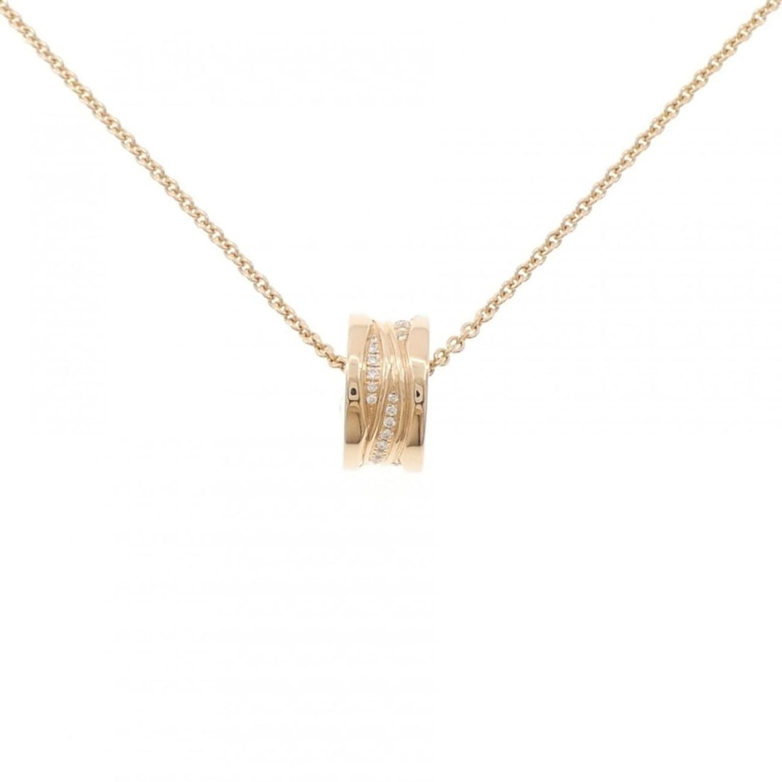 Bvlgari B.zero1 necklace: --- Catalog ---Category: SizePendant Size: 14.7mm x 7.4mm / 0.57'' x 0.29''Neck Circumference: 39 cm - 46 cm / 15.35'' - 18.11''Category: DesignStone: DiamondGender: WomenMaterial: Pink gold (18K)Pend