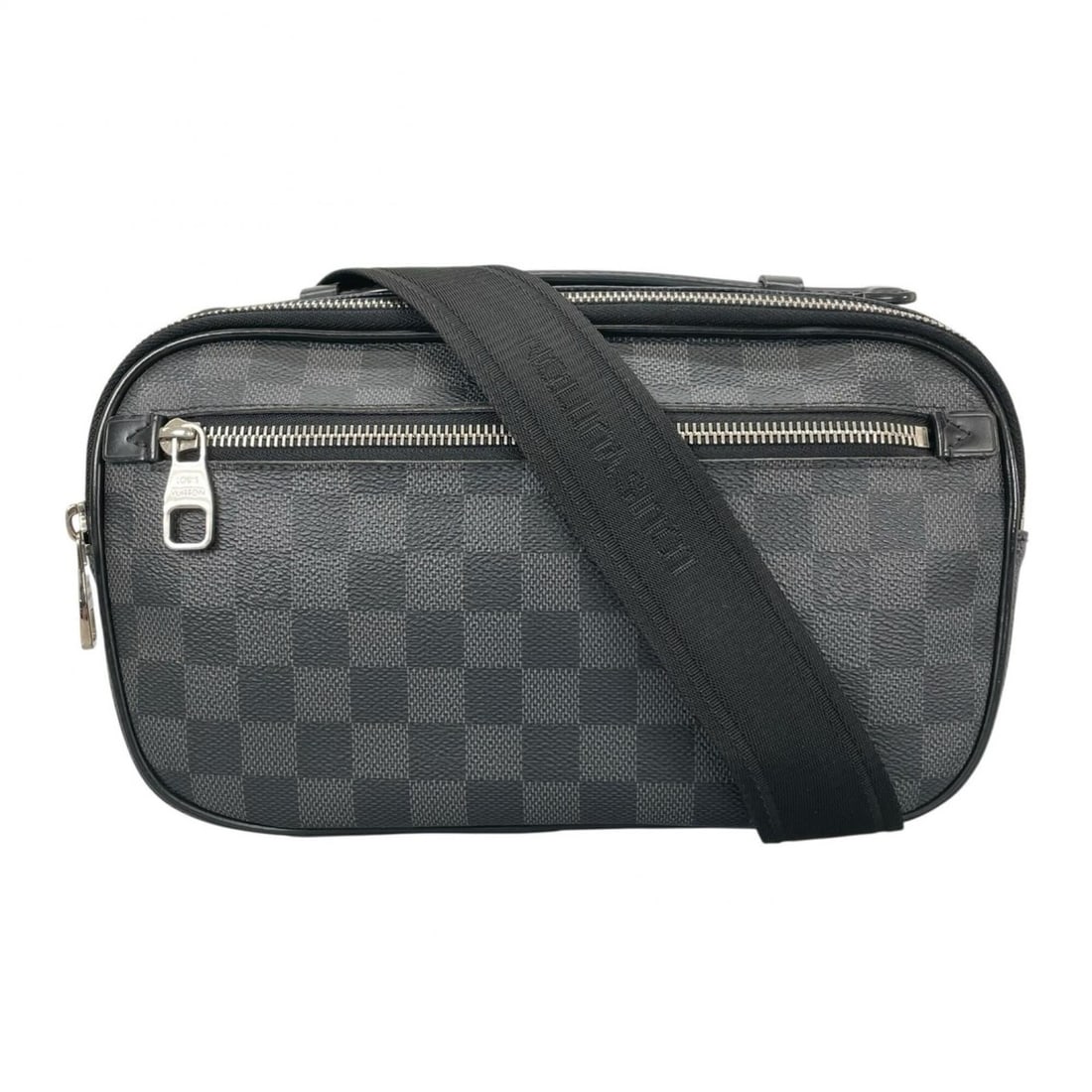 LOUIS VUITTON N41289 Ambrelle Body Bag, Damier Graphite Canvas, Black, Men's: --- Catalog ---Category: SizeSize (HxWxD): 17cm x 27cm x 5cm / 6.69'' x 10.62'' x 1.96''Category: DesignType: Sling bagColor: BlackGender: MenMaterial: Damier Graphite Category: GeneralBrand: Louis Vu