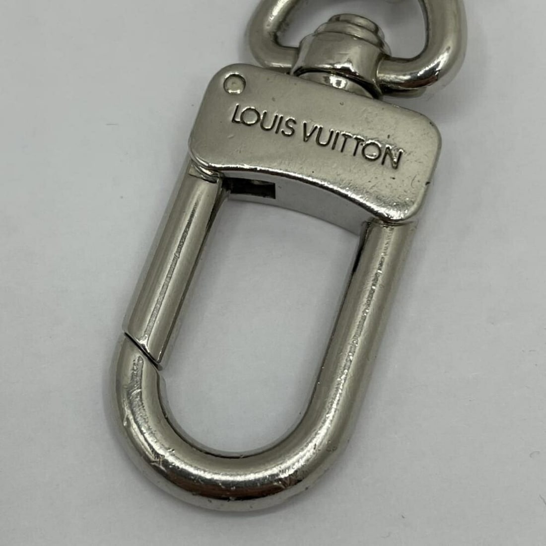 LOUIS VUITTON M66268 Keychain - 4