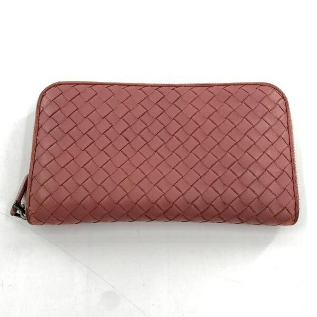 BOTTEGA VENETA Round Zip Wallet Long Intrecciato Pink Bottega Veneta: --- Catalog ---Category: SizeSize (HxWxD): 11cm x 19.5cm x 3cm / 4.33'' x 7.67'' x 1.18''Category: DesignColor: PinkGender: WomenMaterial: Intrecciato Category: GeneralMPN: B06142492YBrand: Bottega