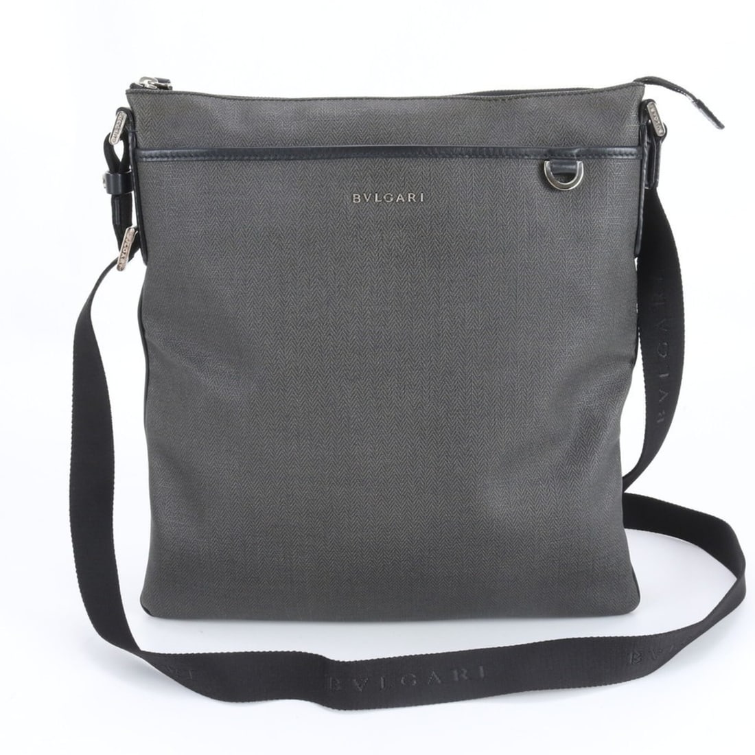 Bvlgari Weekend Leather Shoulder Bag, Crossbody Messenger Tote Bag - Men's: --- Catalog ---Category: SizeSize (HxWxD): 37cm x 35cm x 1cm / 14.56'' x 13.77'' x 0.39''Strap Length: 150cm / 59.05''Category: DesignType: Shoulder bag, Tote bagColor: Black, GrayGender: MenMaterial: