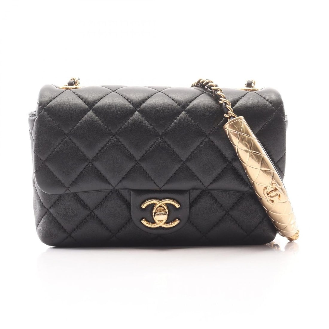 Chanel Matelassé Shoulder Bag/Handbag, Lambskin Leather, Women's, Black, AS5083: --- Catalog ---Category: SizeSize (HxWxD): 11cm x 18cm x 4cm / 4.33'' x 7.08'' x 1.57''Category: DesignType: Handbag, Shoulder bagColor: BlackGender: WomenMaterial: Leather Hardware Color: GoldLeather