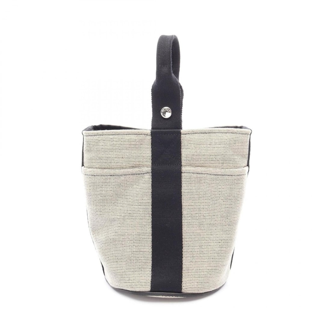 Hermes Saxo PM Ecru Handbag, Toile H, Women's, Ivory/Black: --- Catalog ---Category: SizeSize (HxWxD): 21.5cm x 17cm x 17cm / 8.46'' x 6.69'' x 6.69''Category: DesignType: HandbagColor: Black, Ecru, IvoryGender: WomenMaterial: Toile H Category: GeneralBrand: H