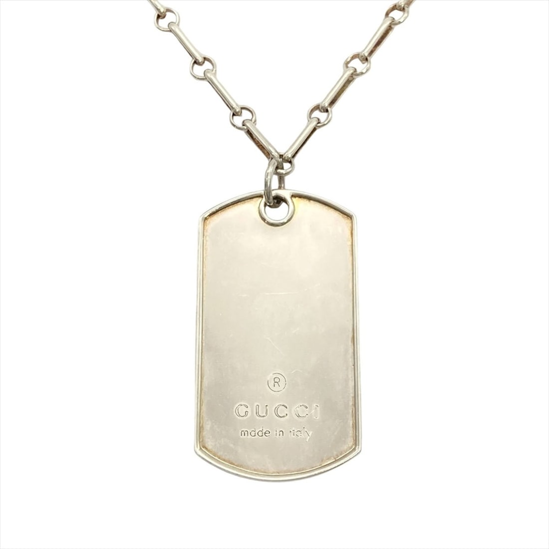 Gucci Dog Tag Chain Necklace, SV925, 33.5g: --- Catalog ---Category: SizePendant Size: 48mm x 27mm / 1.88'' x 1.06''Neck Circumference: 50 cm / 19.68''Category: DesignGender: Women,MenMaterial: Silver 925Necklace Type: NecklaceCategory: General