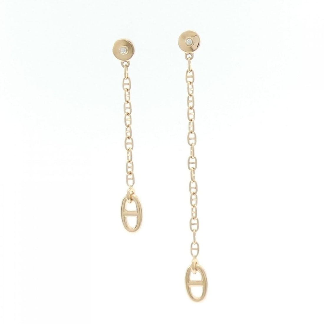 Hermes Farandole Earrings: --- Catalog ---Category: SizeSize (HxWxD): 63.40mm x 5.60mm / 2.50'' x 0.22''Category: DesignType: Stud earringsStone: DiamondGender: WomenMaterial: Pink gold (18K)Category: GeneralMPN: H119550BBrand: