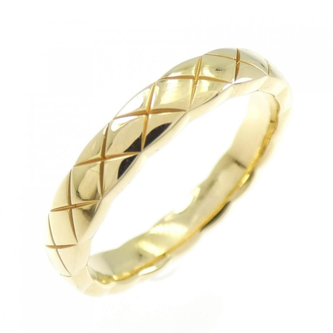 Chanel Coco Crush Mini Ring: --- Catalog ---Category: SizeUS Size: 5Brand Size: 49Category: DesignType: Band ringGender: WomenMaterial: Yellow gold (18K)Category: GeneralMPN: J11794Brand: Chanel--- Item List ---Section: Condition