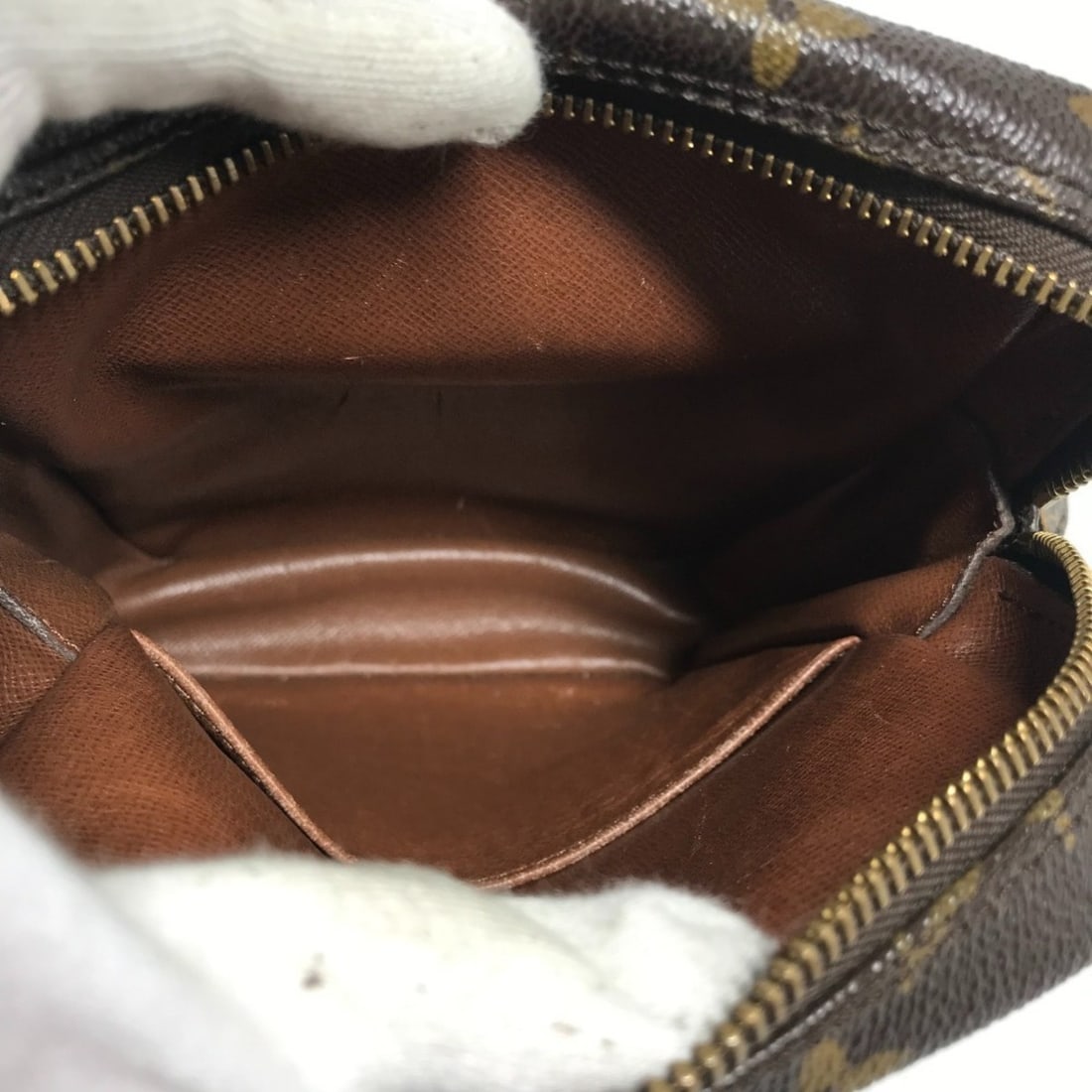 Chanel handbag - 12