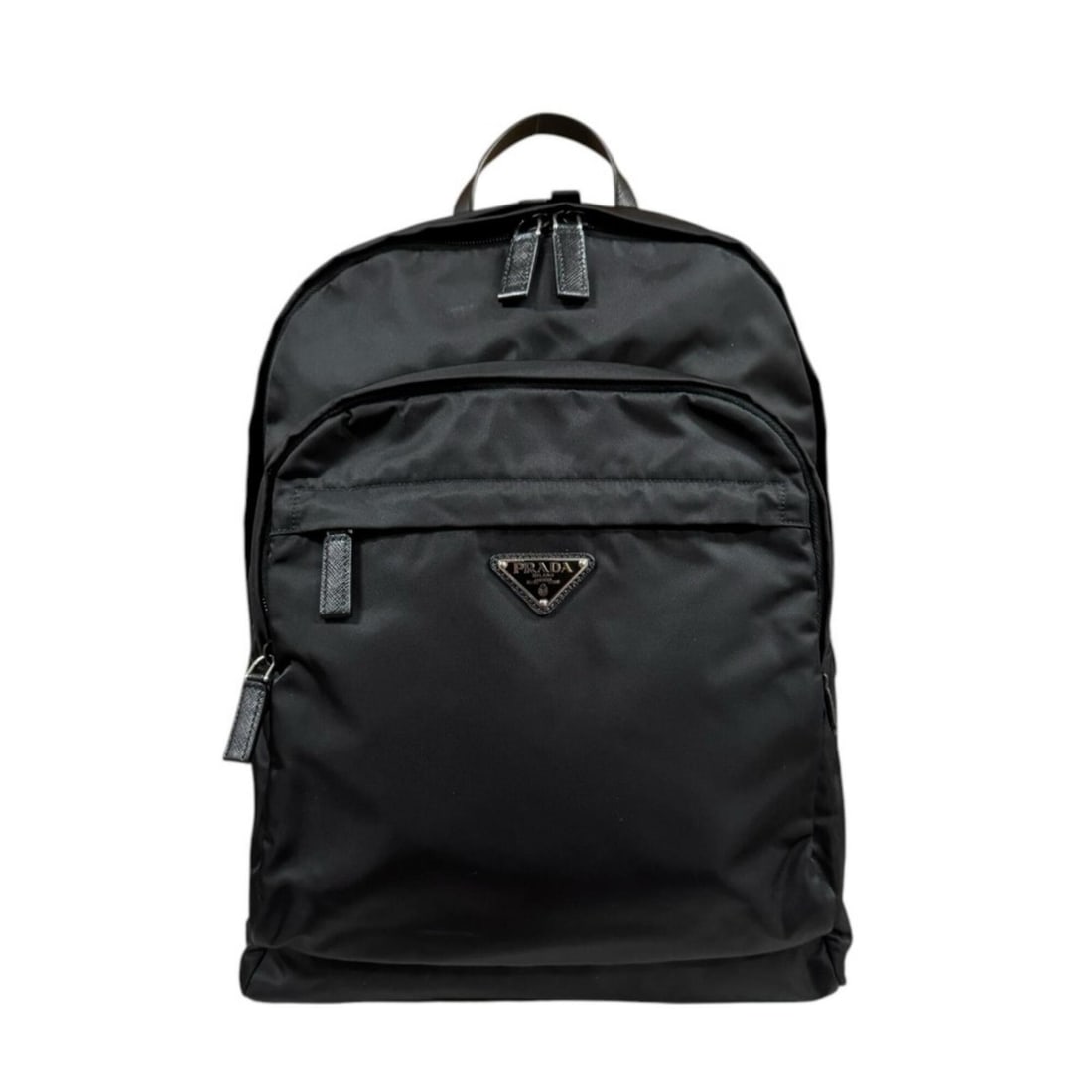 Prada Backpack/Daypack Nylon 2VZ048 Men's PRADA: --- Catalog ---Category: SizeSize (HxWxD): 41cm x 31cm x 15cm / 16.14'' x 12.2'' x 5.9''Strap Length: 100cm / 39.36''Handle Length: 24cm / 9.44''Category: DesignType: BackpackColor: BlackGender: