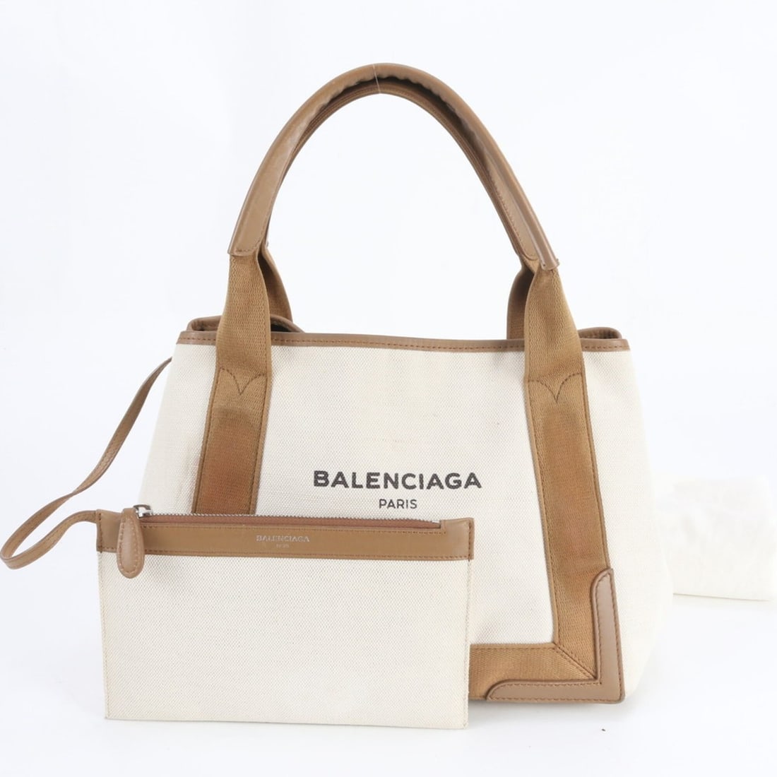 Balenciaga Navy Cabas Handbag with Pouch 339933 Leather Tote Bag Shoulder for Women: --- Catalog ---Category: SizeSize (HxWxD): 13cm x 29cm x 17cm / 5.11'' x 11.41'' x 6.69''Category: DesignType: Handbag, Tote bagColor: Brown, Ivory, NavyGender: WomenMaterial: Canvas , Leather Categor