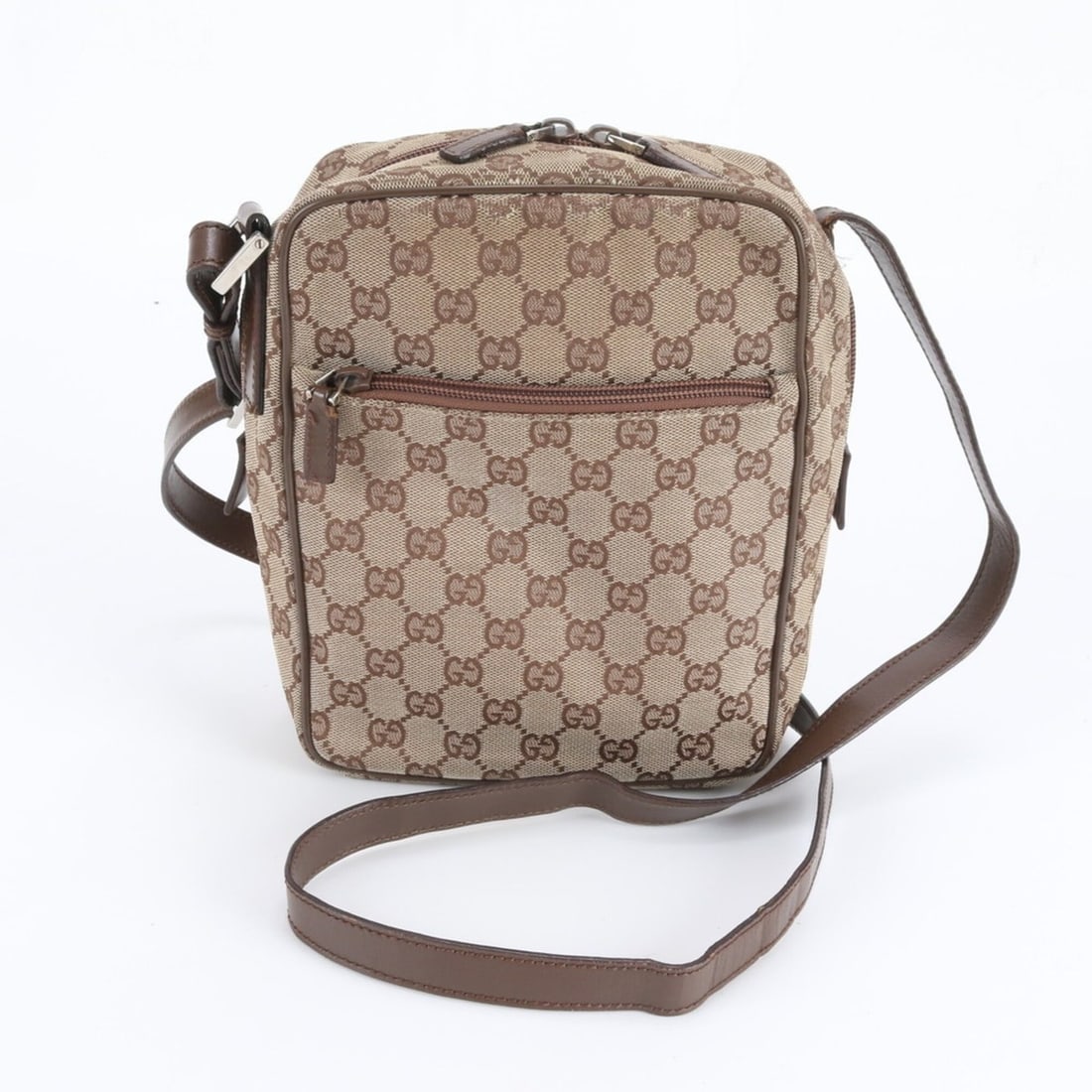 Gucci GG Canvas 03136 Leather Shoulder Bag, Crossbody Messenger Brown, Men's: --- Catalog ---Category: SizeSize (HxWxD): 23cm x 17cm x 8cm / 9.05'' x 6.69'' x 3.14''Category: DesignType: Shoulder bagColor: Beige, BrownGender: MenMaterial: Canvas , Leather Category: GeneralMPN: 