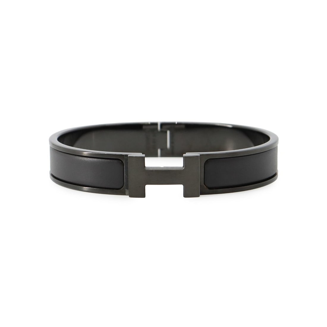 Hermes Bracelet Click H Clack PM Black with Hardware HERMES Men's BRACELET: --- Catalog ---Category: SizeLength: 18cm / 7.08''Category: DesignType: Charm braceletColor: BlackGender: MenMaterial: MetalCategory: GeneralBrand: HermesCountry of Origin: France--- Item List ---Sect