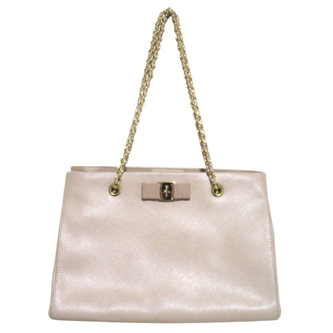 Salvatore Ferragamo Vara Ribbon Chain Tote Bag Shoulder Beige x Gold Hardware Women's: --- Catalog ---Category: SizeSize (HxWxD): 20cm x 29cm x 13cm / 7.87'' x 11.41'' x 5.11''Category: DesignType: Shoulder bag, Tote bagColor: BeigeGender: WomenHardware Color: GoldCategory: GeneralBrand