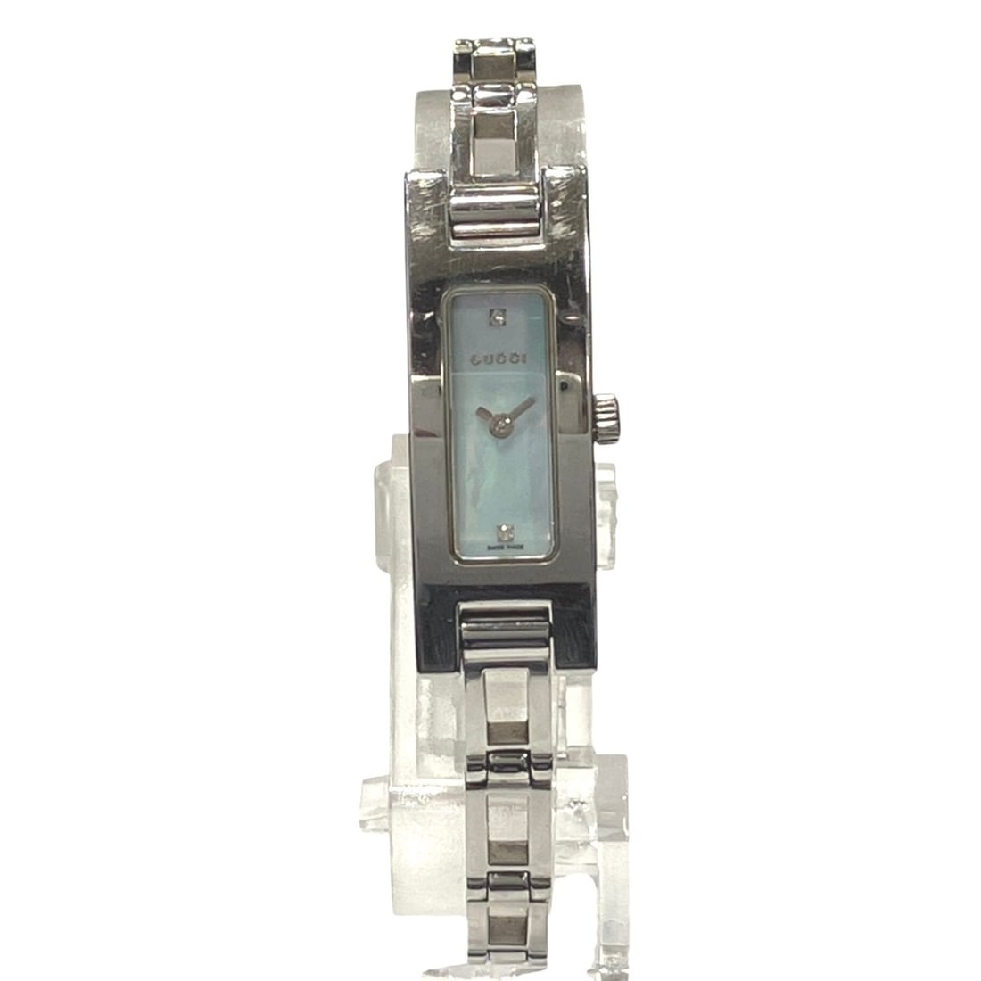 Gucci watch, total weight 23.0g, stainless steel, quartz movement, light blue mother-of-pearl dial,: --- Catalog ---Category: SizeWrist Size: 16.5cm - 17cm / 6.49'' - 6.69''Case Diameter: 12.2mm / 0.48''Category: DesignType: WristwatchGender: WomenColor (Dial): Blue shellMaterial (Band): Stainless st