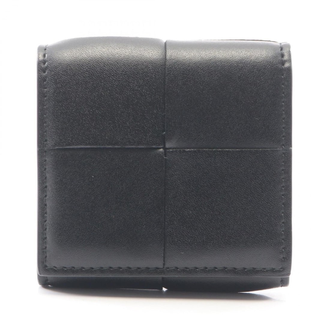 Bottega Veneta Maxi Intrecciato Wallet/Coin Purse, Leather, Men's, Black, 679846 VBWD2: --- Catalog ---Category: SizeSize (HxWxD): 8cm x 8cm x 2cm / 3.14'' x 3.14'' x 0.78''Category: DesignType: Coin purse/coin caseColor: BlackGender: MenMaterial: Leather Category: GeneralMPN: 679846 VBW