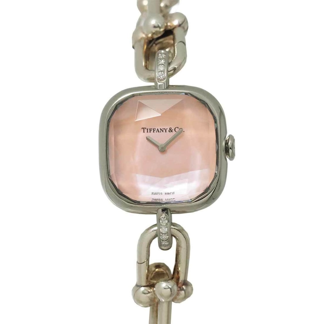 Tiffany & Co. Hardware Watch 74849814 Women's with Diamond Lugs, Pink Shell, SV926 Quartz Movement: --- Catalog ---Category: SizeWrist Size: 15cm / 5.9''Case Diameter: 23mm / 0.91''Category: DesignType: WristwatchGender: WomenColor (Dial): Pink shellMaterial (Band): Silver 925Material (Case): Stainl
