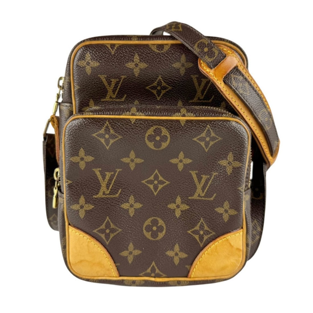 Louis Vuitton LOUIS VUITTON Shoulder Bag Monogram Amazon Canvas Brown Men's Women's M45236 z9628: --- Catalog ---Category: SizeSize (HxWxD): 21cm x 15cm x 8cm / 8.26'' x 5.9'' x 3.14''Category: DesignType: Shoulder bagColor: BrownGender: Men,WomenMaterial: Monogram Category: GeneralMPN: M45236Bran