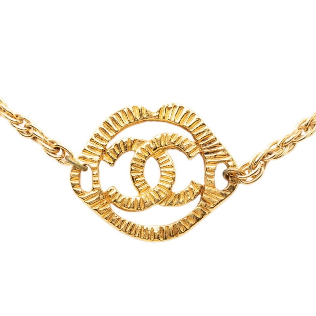 Chanel Coco Mark Vintage Chain Pendant Necklace, Gold Plated, Women's.: --- Catalog ---Category: SizePendant Size: 32mm x 40mm / 1.25'' x 1.57''Neck Circumference: 42 cm / 16.53''Category: DesignColor: GoldGender: WomenNecklace Type: NecklaceCategory: GeneralBrand: Chanel