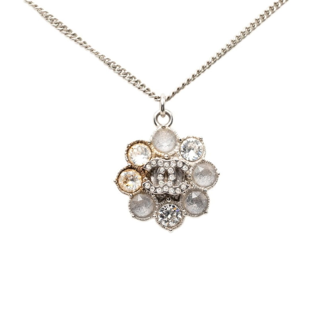 Chanel Coco Mark Flower Chain Pendant Necklace B16V Silver Metal Rhinestone Women's CHANEL: --- Catalog ---Category: SizePendant Size: 23mm x 20mm / 0.9'' x 0.78''Neck Circumference: 42.5 cm / 16.73''Category: DesignColor: SilverStone: RhinestoneGender: WomenMaterial: MetalPendant Type: Pend