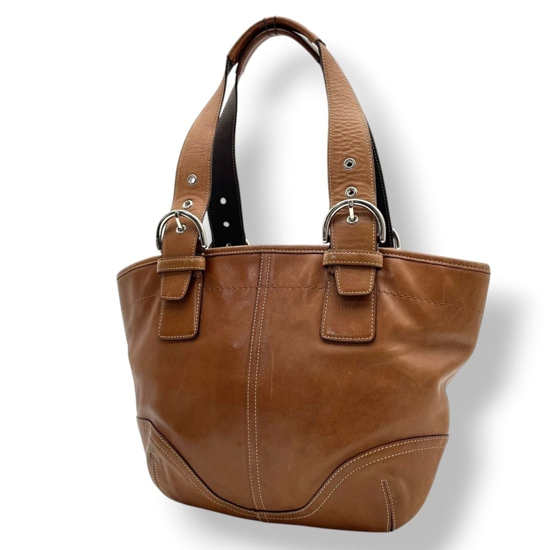 Coach handbag/shoulder bag, glovetanned leather, wine red/burgundy, gold hardware, women's, 9544 S54: --- Catalog ---Category: SizeSize (HxWxD): 26cm x 35cm x 5cm / 10.23'' x 13.77'' x 1.96''Category: DesignType: Handbag, Shoulder bagColor: BordeauxGender: WomenMaterial: Leather Category: GeneralMPN: 