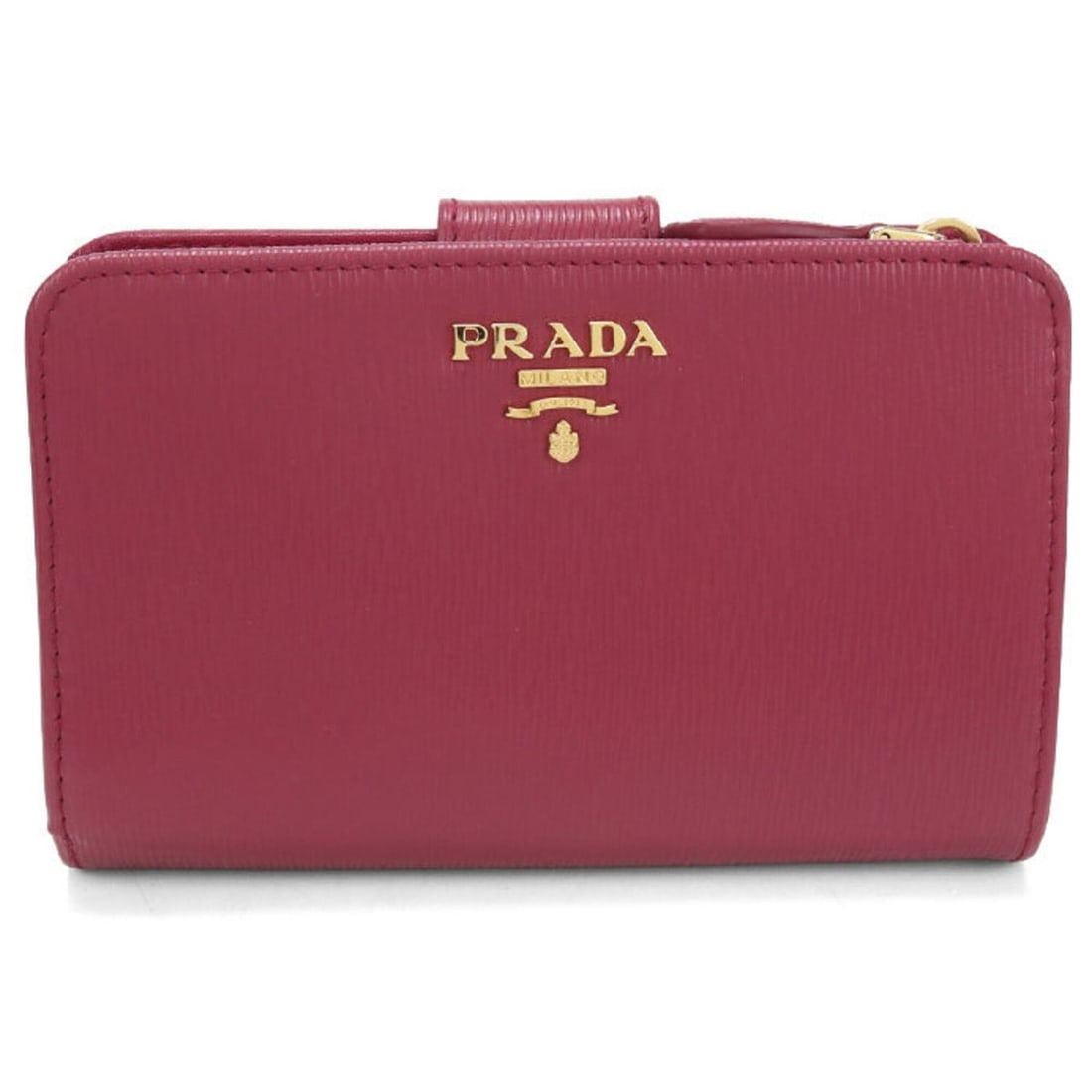 PRADA Vitello Move Bi-fold Wallet for Women, Pink: --- Catalog ---Category: SizeSize (HxWxD): 9.5cm x 14cm x 2.5cm / 3.74'' x 5.51'' x 0.98''Category: DesignType: Wallet (bi-fold)Color: PinkGender: WomenMaterial: Leather Leather/Fur Type: CalfskinCate
