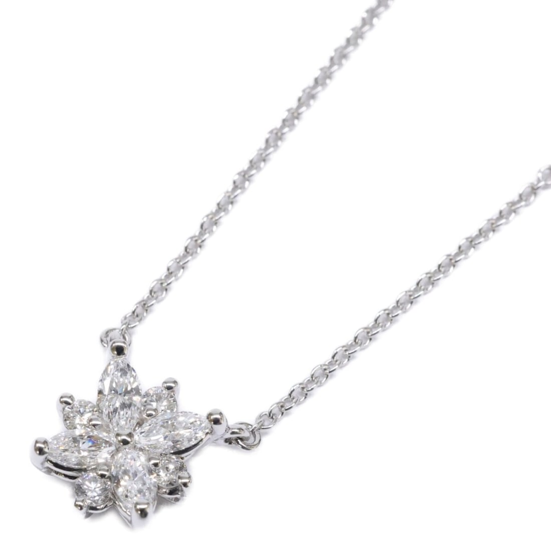 TIFFANY&Co. Tiffany & Co. Refurbished Platinum 950 Diamond Victoria Cluster Necklace for Women: --- Catalog ---Category: SizePendant Size: 10mm / 0.39''Neck Circumference: 40 cm / 15.74''Category: DesignColor: PlatinumStone: DiamondGender: WomenMaterial: Platinum 950Necklace Type: NecklaceCatego