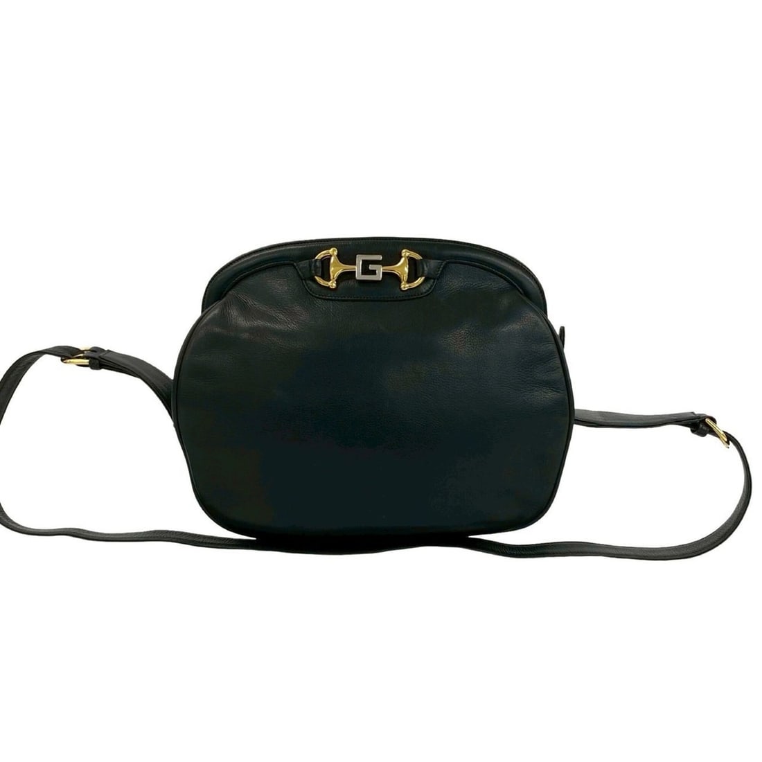 GUCCI Vintage Horsebit G Hardware Leather Shoulder Bag Pouch Black 34377: --- Catalog ---Category: SizeSize (HxWxD): 23cm x 26cm x 6cm / 9.05'' x 10.23'' x 2.36''Category: DesignType: Pochette, Shoulder bagColor: BlackGender: WomenMaterial: Leather Category: GeneralBrand: G