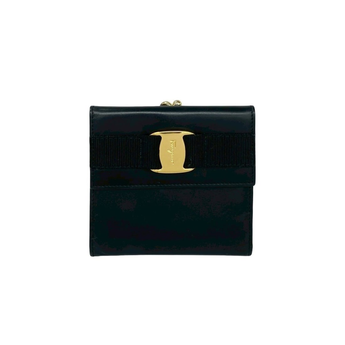 Salvatore Ferragamo Vara Ribbon Leather Tri-fold Wallet, Black, 39124: --- Catalog ---Category: SizeSize (HxWxD): 10.5cm x 11cm x 2cm / 4.13'' x 4.33'' x 0.78''Category: DesignType: Wallet (tri-fold)Color: BlackGender: WomenMaterial: Leather Category: GeneralBrand: Salva