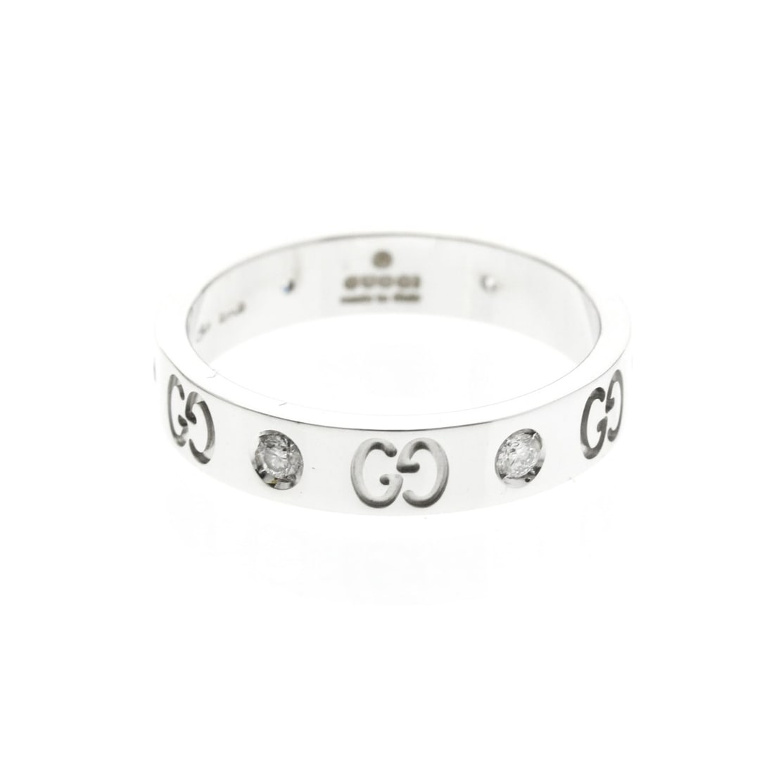 Gucci Icon Ring Diamond White Gold (18K) Fashion Diamond Band Ring Silver: --- Catalog ---Category: SizeWeight: 5.2g / 0.18oz.JP Size: 15US Size: 7 1/2Brand Size: 16Category: DesignType: Band ringColor: SilverMetal: White GoldStone: DiamondStyle: FashionGender: Men,WomenMate