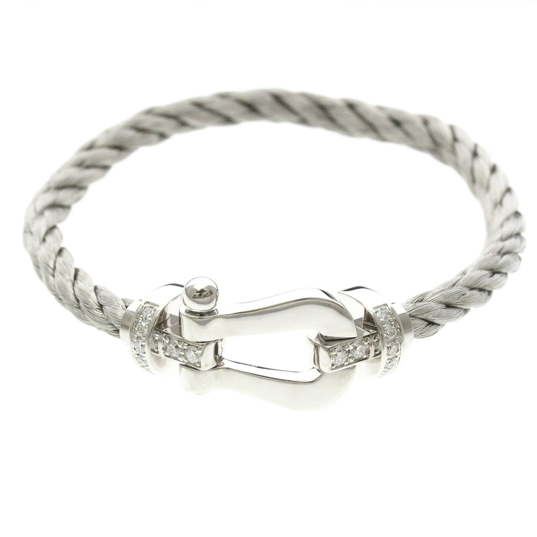 Fred Force 10 Bracelet With Half Diamonds White Gold (18K) Diamond Charm Bracelet Silver: --- Catalog ---Category: SizeSize: 14Length: 12.9cm - 29.5cm / 5.07'' - 11.61''Weight: 17.7g / 0.62oz.Category: DesignType: Charm braceletColor: SilverMetal: White GoldStone: DiamondStyle: FashionGend