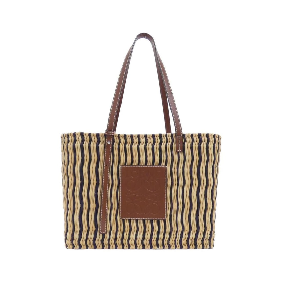 Loewe A223098X01 Handbag: --- Catalog ---Category: SizeSize (HxWxD): 24cm x 31cm x 12.5cm / 9.44'' x 12.2'' x 4.92''Category: DesignType: HandbagGender: WomenMaterial: Leather Leather/Fur Type: CalfskinCategory: GeneralMPN: