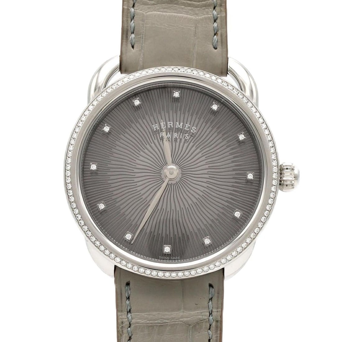 Hermes Arceau D AR5.330 SS Quartz Watch: --- Catalog ---Category: SizeCase Diameter: 36mm / 1.42''Category: DesignType: WristwatchGender: MenColor (Dial): GrayMaterial (Case): Stainless steelCategory: GeneralMPN: AR5.330Brand: HermesCategory