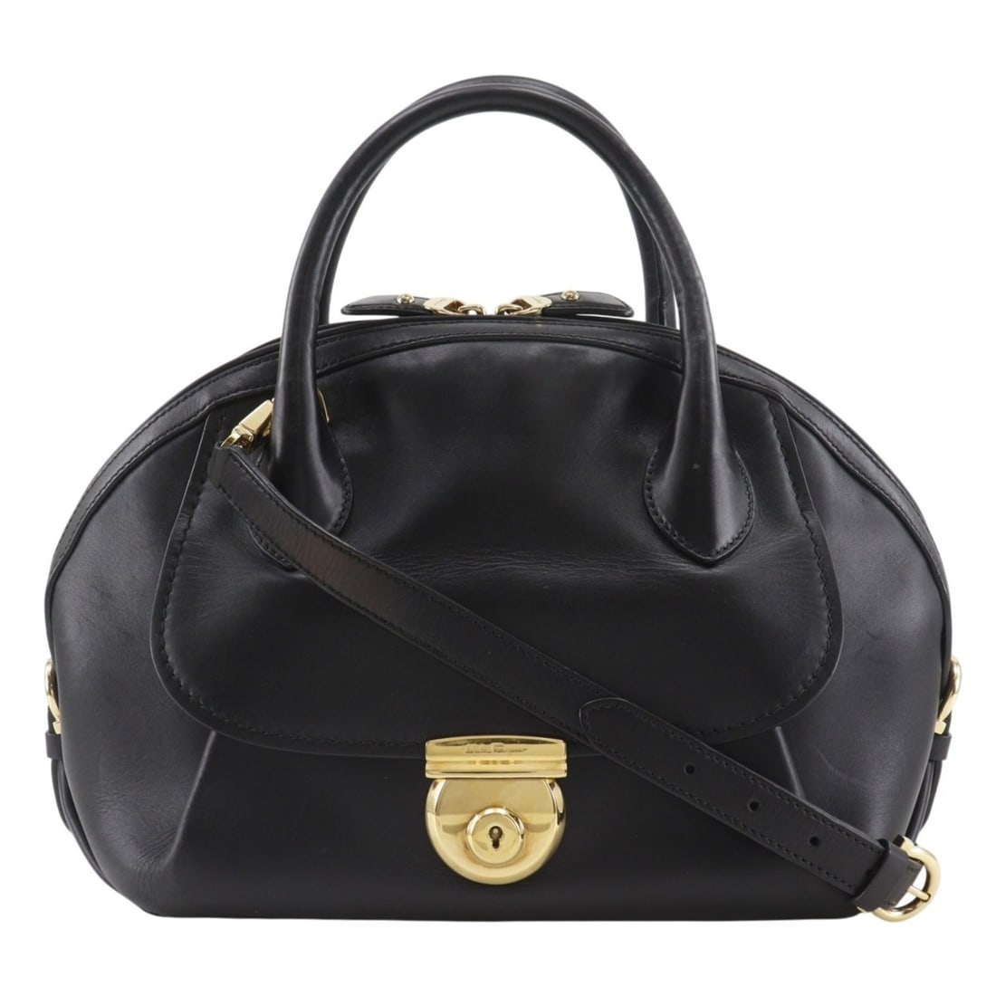 Salvatore Ferragamo Fiamma Handbag 2-Way Shoulder Bag GF-21E770 Calfskin Black 2-way A5 Double: --- Catalog ---Category: SizeSize (HxWxD): 21cm x 26cm x 12cm / 8.26'' x 10.23'' x 4.72''Category: DesignType: HandbagColor: BlackGender: WomenMaterial: Leather Leather/Fur Type: CalfskinCategory: Gen