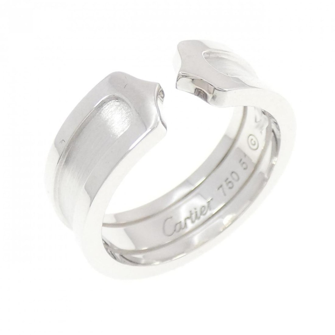 Cartier C2 Small Ring: --- Catalog ---Category: SizeWidth: 6.4mm / 0.25''Weight: 7.7g / 0.27oz.JP Size: 11US Size: 6Category: DesignType: Band ringGender: WomenMaterial: White gold (18K)Category: GeneralLine: C2Brand: Carti