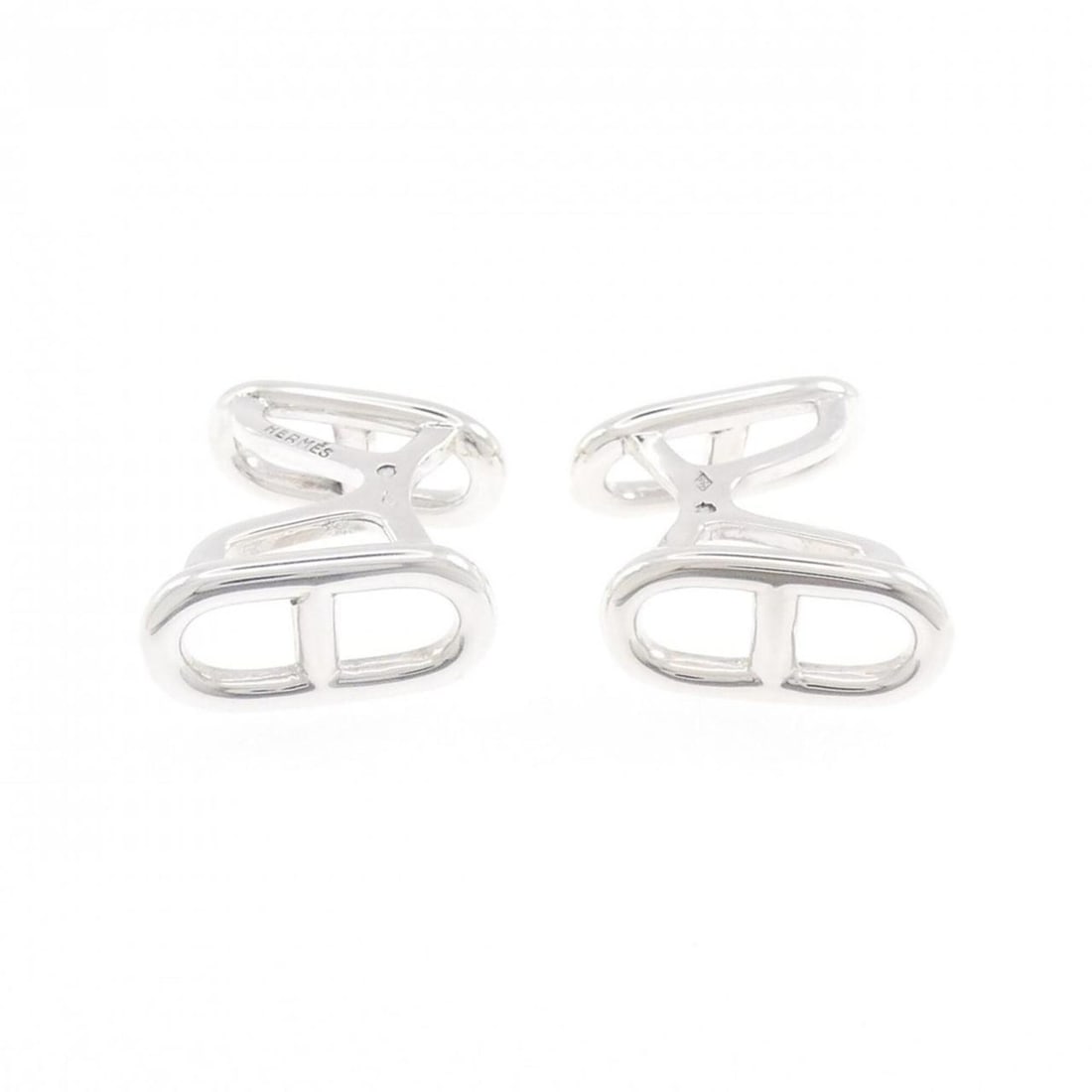 Hermes Hermès Hallmark Cufflinks: --- Catalog ---Category: SizeSize (HxWxD): 9.20mm x 20.00mm / 0.36'' x 0.79''Category: DesignType: CufflinksGender: WomenCategory: GeneralBrand: Hermes--- Item List ---Section: ConditionRanking: Rank